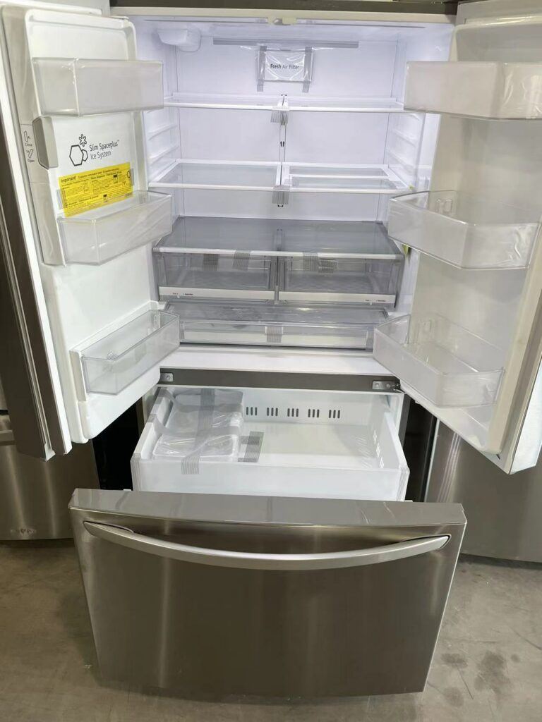 28 cu.ft. Smart wifi Enabled French Door Refrigerator Appliances 4