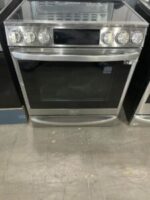 6.3 cu ft. Smart Wi-Fi Enabled ProBake Convection InstaView Electric Slide-in Range with Air Fry - Image 2