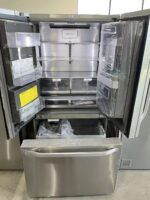 24 cu. ft. Smart wi-fi Enabled InstaView Door-in-Door Counter-Depth Refrigerator with Craft Ice Maker|LG STUDIO - Image 4